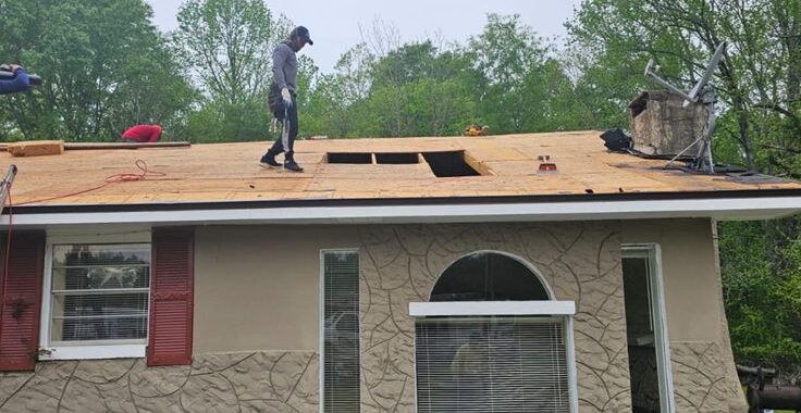 Alt Small roof leak causing water damage inside the ceiling of the house